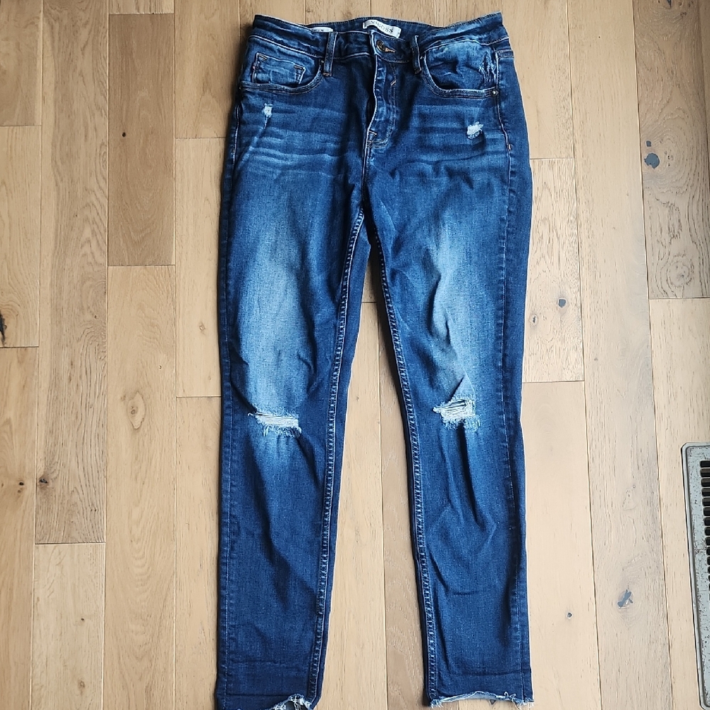Vigoss Distressed Skinny Jeans – Size 28